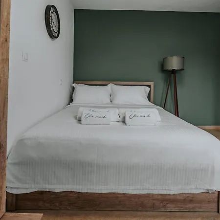 Elia Seaside * Pteleós