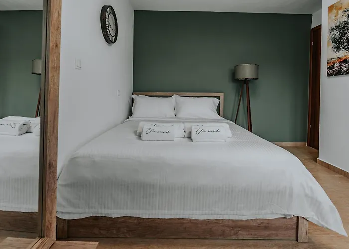 Elia Seaside * Pteleós